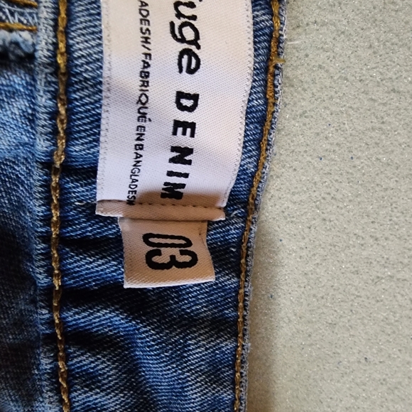 Jean - Picture 4 of 4